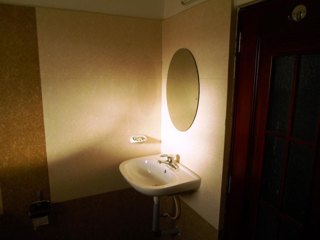 Psr Hotel Tirupati Exterior photo